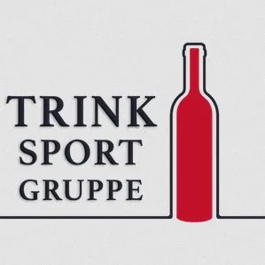 Logo mit Flasche und Text 'Trink Sport Gruppe'